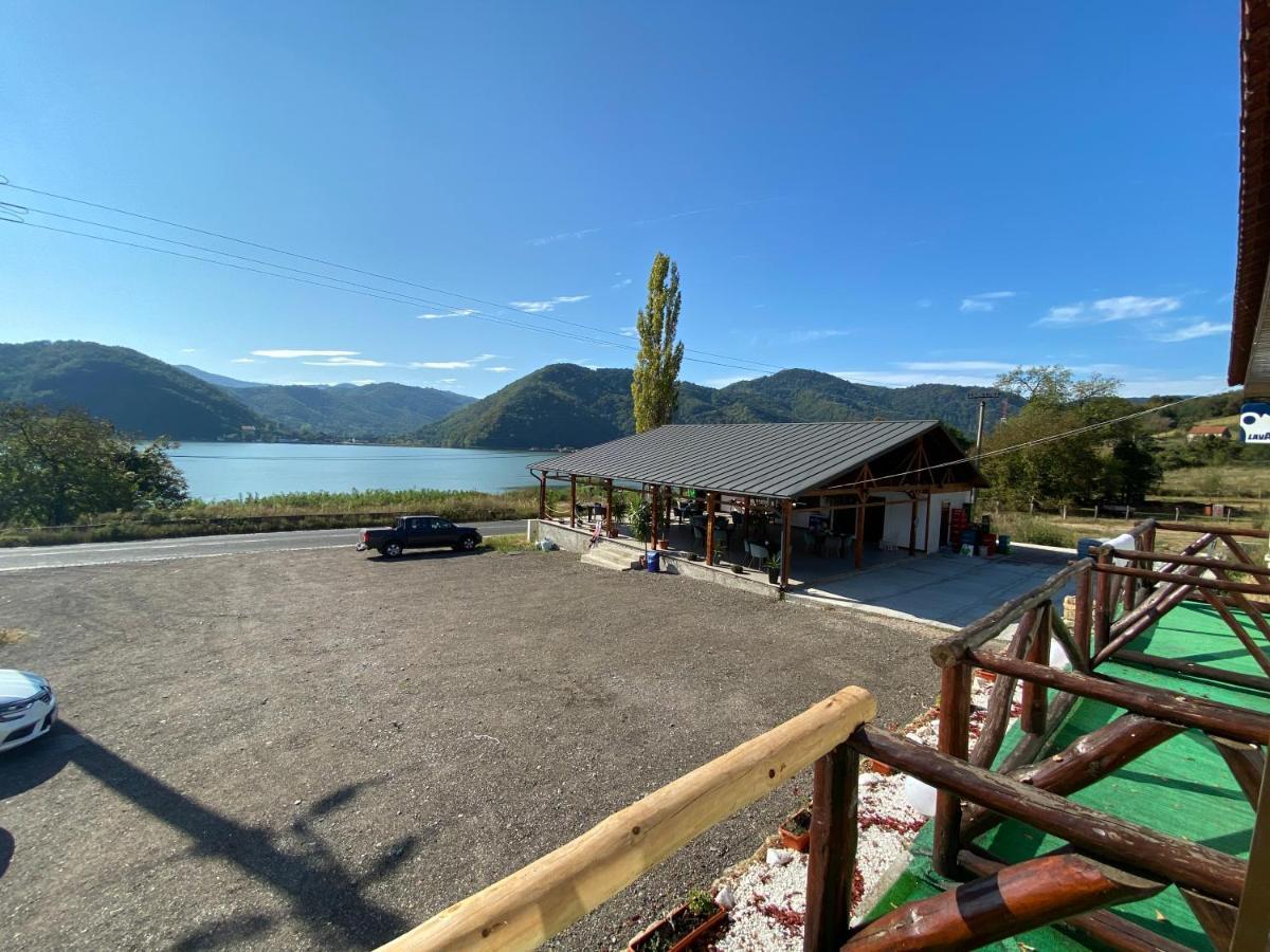 Clisura Dunarii - Pensiunea Casa Creta Liborajdea Exterior foto
